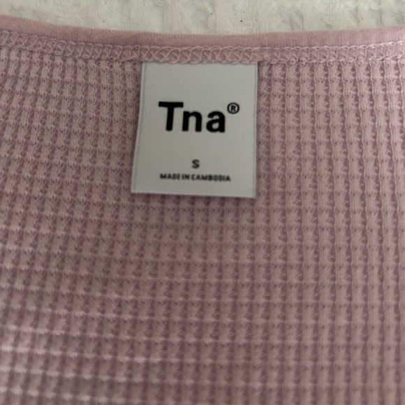 *SALE* Aritzia purple cropped henley - Picture 2 of 3